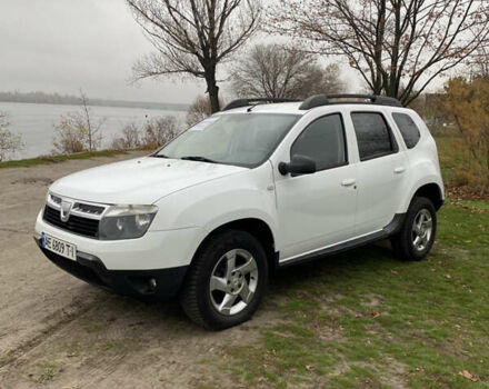 Белый Рено Дастер, объемом двигателя 1.6 л и пробегом 223 тыс. км за 6899 $, фото 3 на Automoto.ua