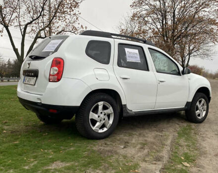 Белый Рено Дастер, объемом двигателя 1.6 л и пробегом 223 тыс. км за 6899 $, фото 5 на Automoto.ua