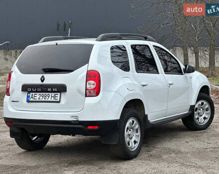 Белый Рено Дастер, объемом двигателя 1.6 л и пробегом 138 тыс. км за 8499 $, фото 7 на Automoto.ua