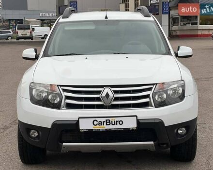 Белый Рено Дастер, объемом двигателя 2 л и пробегом 93 тыс. км за 9600 $, фото 4 на Automoto.ua