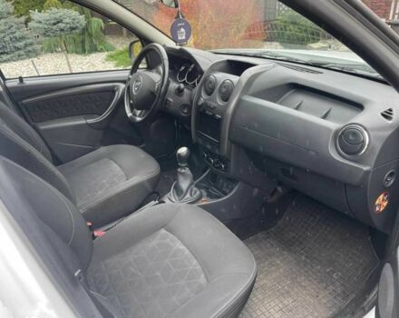 Белый Рено Дастер, объемом двигателя 1.5 л и пробегом 160 тыс. км за 8600 $, фото 5 на Automoto.ua