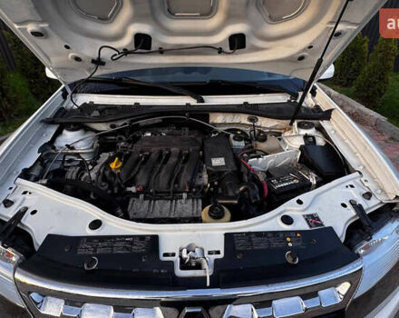 Білий Рено Дастер, об'ємом двигуна 1.6 л та пробігом 125 тис. км за 9999 $, фото 12 на Automoto.ua