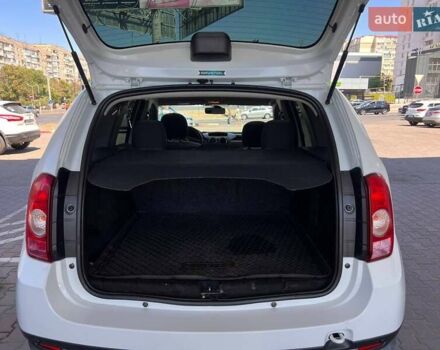 Белый Рено Дастер, объемом двигателя 2 л и пробегом 93 тыс. км за 9600 $, фото 18 на Automoto.ua