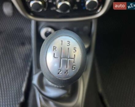 Белый Рено Дастер, объемом двигателя 2 л и пробегом 93 тыс. км за 9600 $, фото 17 на Automoto.ua