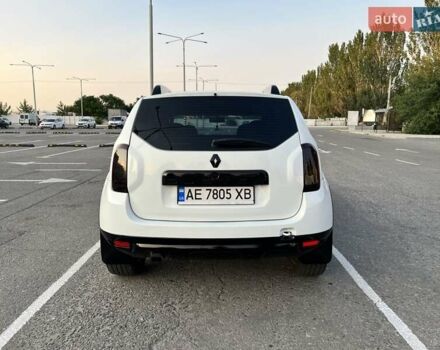 Белый Рено Дастер, объемом двигателя 1.6 л и пробегом 142 тыс. км за 11000 $, фото 6 на Automoto.ua