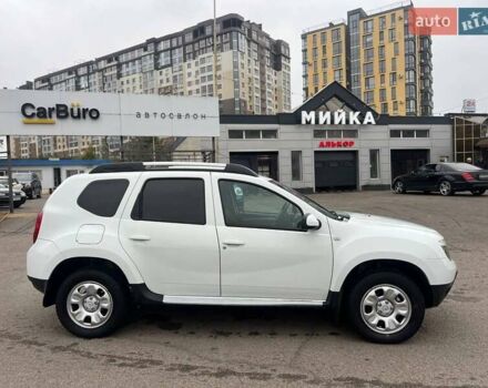 Белый Рено Дастер, объемом двигателя 2 л и пробегом 93 тыс. км за 9600 $, фото 10 на Automoto.ua