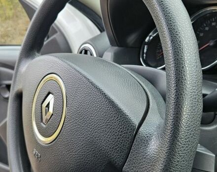 Білий Рено Дастер, об'ємом двигуна 1.5 л та пробігом 74 тис. км за 10300 $, фото 16 на Automoto.ua