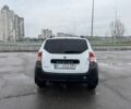 Білий Рено Дастер, об'ємом двигуна 1.5 л та пробігом 303 тис. км за 7300 $, фото 2 на Automoto.ua