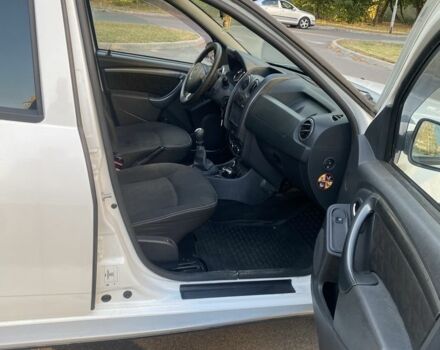 Білий Рено Дастер, об'ємом двигуна 1.5 л та пробігом 223 тис. км за 9000 $, фото 15 на Automoto.ua