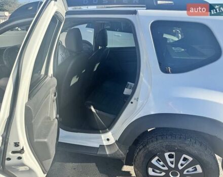 Білий Рено Дастер, об'ємом двигуна 1.46 л та пробігом 132 тис. км за 11000 $, фото 4 на Automoto.ua