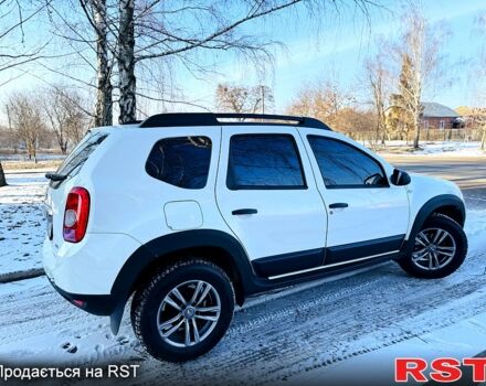 Белый Рено Дастер, объемом двигателя 15 л и пробегом 68 тыс. км за 11700 $, фото 6 на Automoto.ua