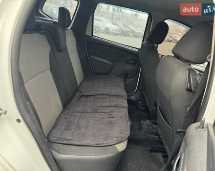 Білий Рено Дастер, об'ємом двигуна 1.6 л та пробігом 227 тис. км за 8790 $, фото 10 на Automoto.ua