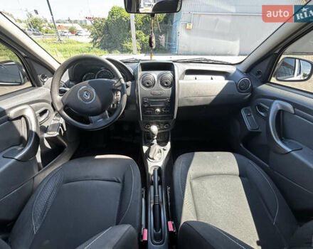 Белый Рено Дастер, объемом двигателя 1.5 л и пробегом 120 тыс. км за 11500 $, фото 17 на Automoto.ua