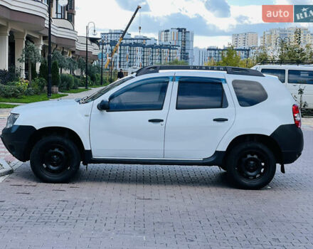 Рено Дастер 2016 в Киеве на Automoto.ua Белый Рено Дастер, объемом двигателя 1.46 л и пробегом 253 тыс. км за 11500 $, фото 8 на Automoto.ua