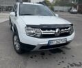 Білий Рено Дастер, об'ємом двигуна 1.6 л та пробігом 198 тис. км за 10000 $, фото 1 на Automoto.ua