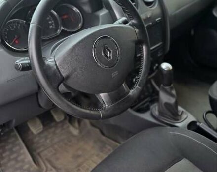 Білий Рено Дастер, об'ємом двигуна 1.6 л та пробігом 177 тис. км за 11000 $, фото 8 на Automoto.ua