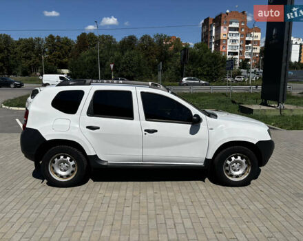 Белый Рено Дастер, объемом двигателя 1.5 л и пробегом 120 тыс. км за 11500 $, фото 11 на Automoto.ua