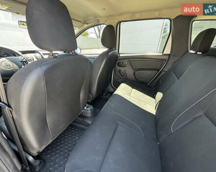 Белый Рено Дастер, объемом двигателя 1.5 л и пробегом 120 тыс. км за 11500 $, фото 16 на Automoto.ua