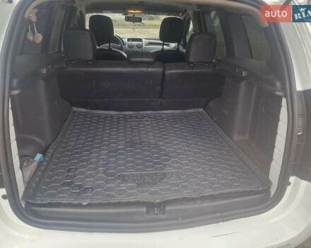 Белый Рено Дастер, объемом двигателя 1.46 л и пробегом 130 тыс. км за 12000 $, фото 10 на Automoto.ua