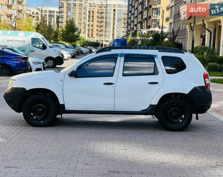 Рено Дастер 2016 в Киеве на Automoto.ua Белый Рено Дастер, объемом двигателя 1.46 л и пробегом 253 тыс. км за 11500 $, фото 5 на Automoto.ua
