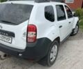 Белый Рено Дастер, объемом двигателя 1.46 л и пробегом 400 тыс. км за 9000 $, фото 2 на Automoto.ua