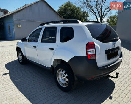 Белый Рено Дастер, объемом двигателя 1.5 л и пробегом 120 тыс. км за 11500 $, фото 6 на Automoto.ua