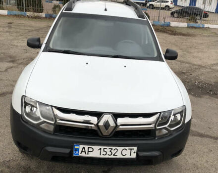 Белый Рено Дастер, объемом двигателя 1.5 л и пробегом 248 тыс. км за 9999 $, фото 2 на Automoto.ua