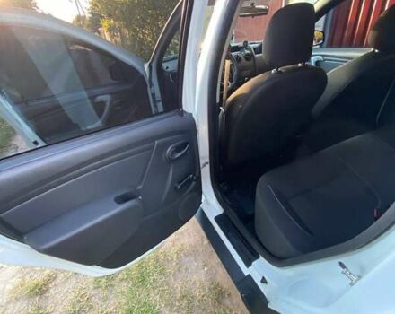 Белый Рено Дастер, объемом двигателя 1.46 л и пробегом 292 тыс. км за 11500 $, фото 17 на Automoto.ua