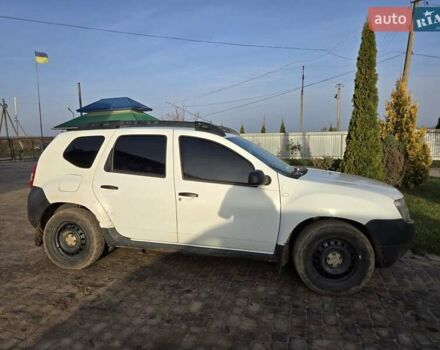 Білий Рено Дастер, об'ємом двигуна 1.46 л та пробігом 306 тис. км за 10000 $, фото 7 на Automoto.ua