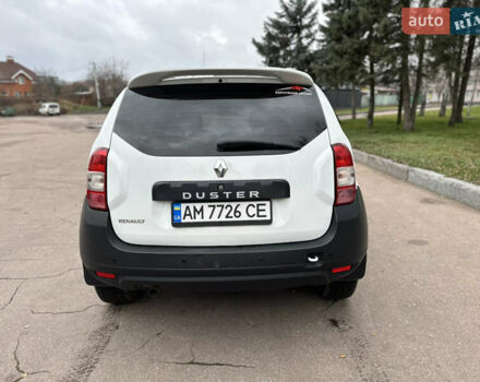 Белый Рено Дастер, объемом двигателя 1.46 л и пробегом 294 тыс. км за 9500 $, фото 4 на Automoto.ua