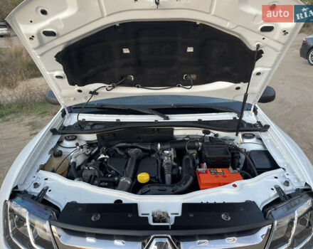 Белый Рено Дастер, объемом двигателя 1.46 л и пробегом 158 тыс. км за 9900 $, фото 34 на Automoto.ua