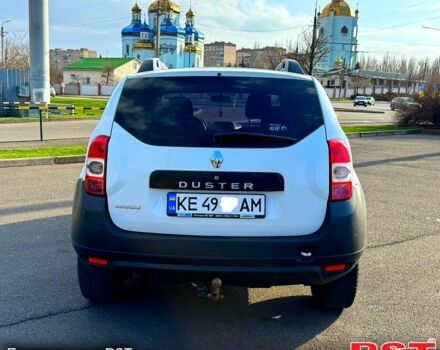 Белый Рено Дастер, объемом двигателя 15 л и пробегом 260 тыс. км за 9200 $, фото 4 на Automoto.ua