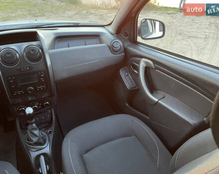 Белый Рено Дастер, объемом двигателя 1.46 л и пробегом 158 тыс. км за 9900 $, фото 36 на Automoto.ua