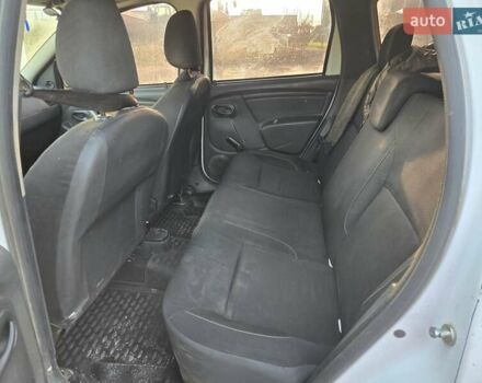 Білий Рено Дастер, об'ємом двигуна 1.46 л та пробігом 306 тис. км за 10000 $, фото 2 на Automoto.ua