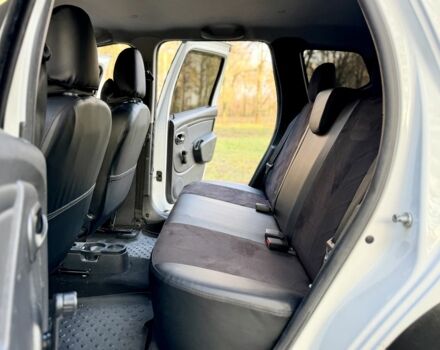 Білий Рено Дастер, об'ємом двигуна 1.5 л та пробігом 87 тис. км за 12700 $, фото 11 на Automoto.ua