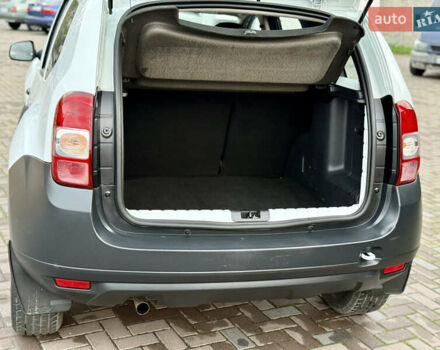 Белый Рено Дастер, объемом двигателя 1.46 л и пробегом 163 тыс. км за 10700 $, фото 35 на Automoto.ua