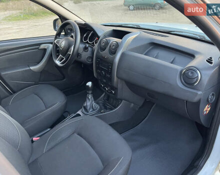 Белый Рено Дастер, объемом двигателя 1.46 л и пробегом 158 тыс. км за 9900 $, фото 40 на Automoto.ua