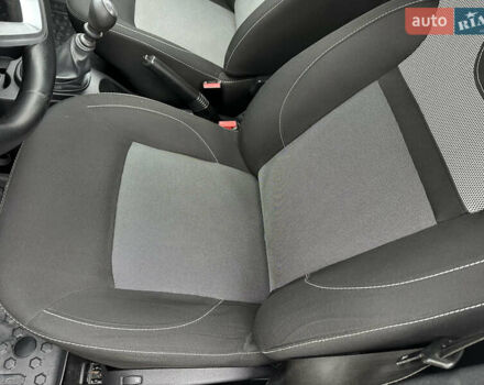 Белый Рено Дастер, объемом двигателя 1.46 л и пробегом 203 тыс. км за 9950 $, фото 40 на Automoto.ua