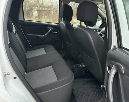 Белый Рено Дастер, объемом двигателя 1.46 л и пробегом 203 тыс. км за 9950 $, фото 27 на Automoto.ua