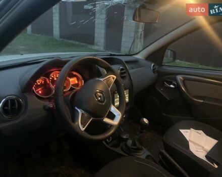 Белый Рено Дастер, объемом двигателя 1.6 л и пробегом 113 тыс. км за 7440 $, фото 9 на Automoto.ua