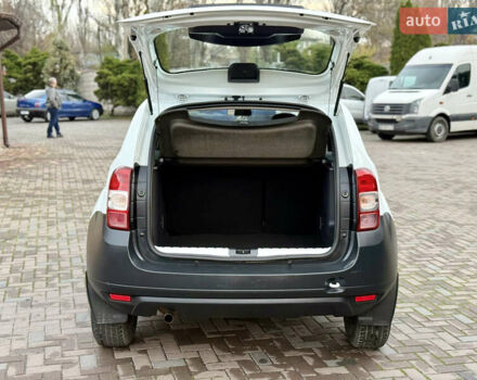 Белый Рено Дастер, объемом двигателя 1.46 л и пробегом 163 тыс. км за 10700 $, фото 34 на Automoto.ua