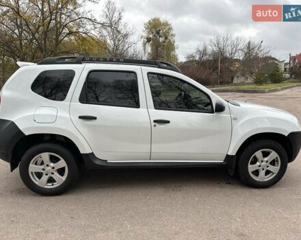 Белый Рено Дастер, объемом двигателя 1.46 л и пробегом 294 тыс. км за 9500 $, фото 3 на Automoto.ua