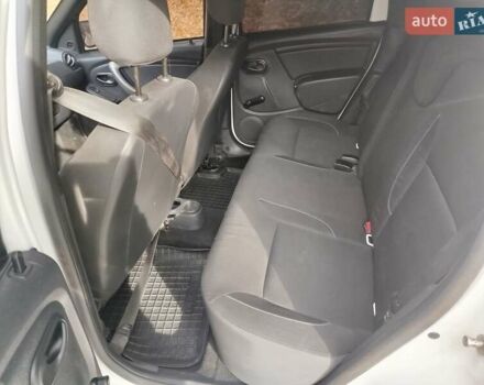 Білий Рено Дастер, об'ємом двигуна 1.46 л та пробігом 217 тис. км за 9300 $, фото 16 на Automoto.ua