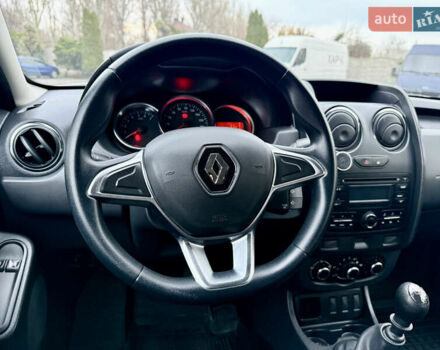 Белый Рено Дастер, объемом двигателя 1.46 л и пробегом 165 тыс. км за 9500 $, фото 25 на Automoto.ua