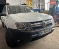 Белый Рено Дастер, объемом двигателя 1.46 л и пробегом 350 тыс. км за 8000 $, фото 1 на Automoto.ua