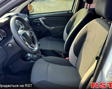 Белый Рено Дастер, объемом двигателя 15 л и пробегом 260 тыс. км за 9200 $, фото 10 на Automoto.ua