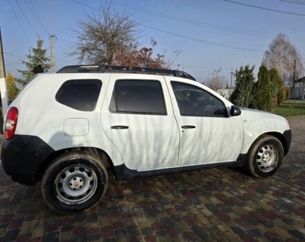 Білий Рено Дастер, об'ємом двигуна 1.5 л та пробігом 288 тис. км за 10000 $, фото 3 на Automoto.ua