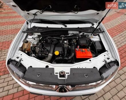 Білий Рено Дастер, об'ємом двигуна 1.5 л та пробігом 169 тис. км за 9999 $, фото 12 на Automoto.ua