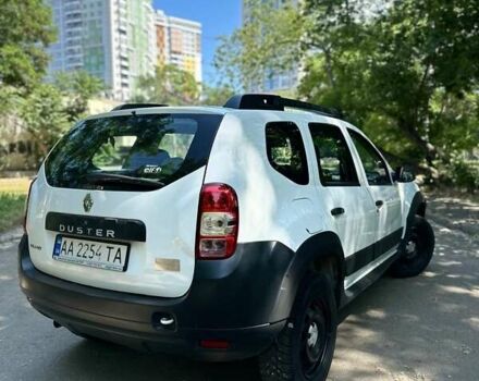 Белый Рено Дастер, объемом двигателя 1.46 л и пробегом 160 тыс. км за 9900 $, фото 13 на Automoto.ua