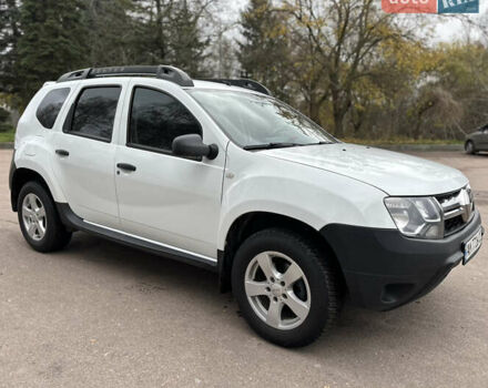 Белый Рено Дастер, объемом двигателя 1.46 л и пробегом 294 тыс. км за 9500 $, фото 5 на Automoto.ua